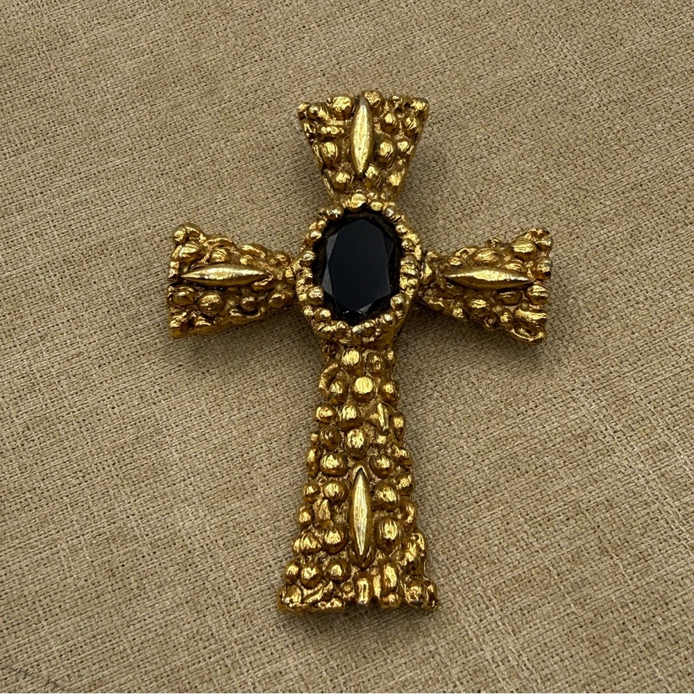 Vintage large Graziano statement Gold Textured Cross Pendant/ brooch